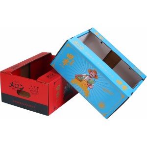 Opening cardboard boxes for melons